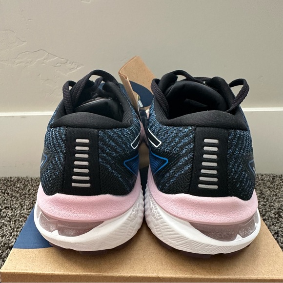 ASICS Women's GT-2000 10 Lake Drive/White Running Shoes, Size 8.5 - Picture 3 of 10